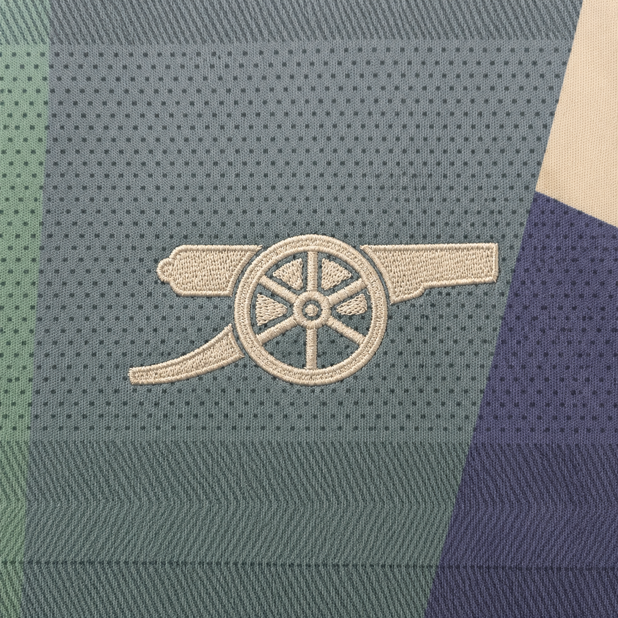 ARSENAL FC 2024/25 PRE-MATCH SHIRT