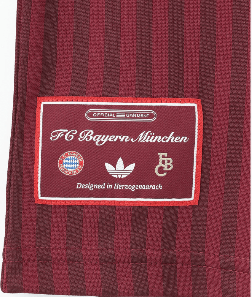 (KIDS) BAYERN MUNICH 2025/26 PRE-MATCH KIT